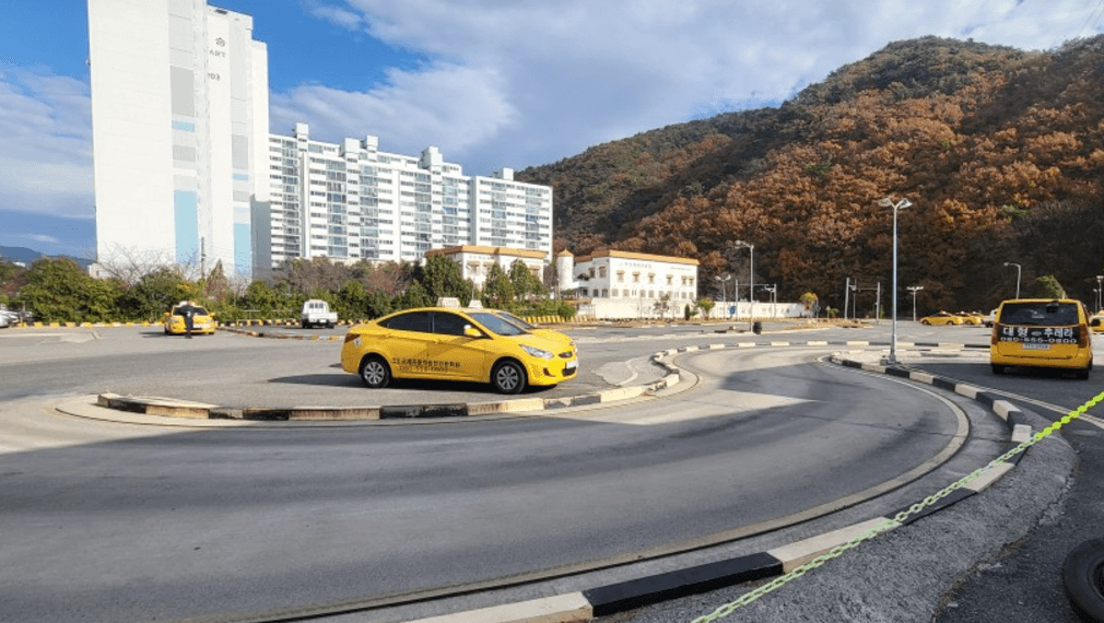 국제자동차운전전문학원 사진 1